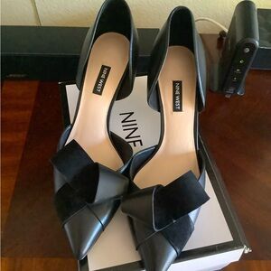 NWOTS Nine West  Black  Genuine Leather size 12m -3” heels leather & suede bow